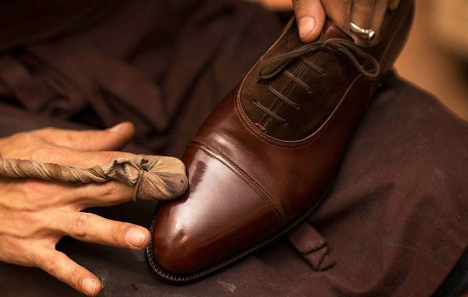 مراقبت از کفش چرمی